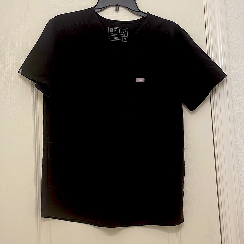 Figs black scrub top